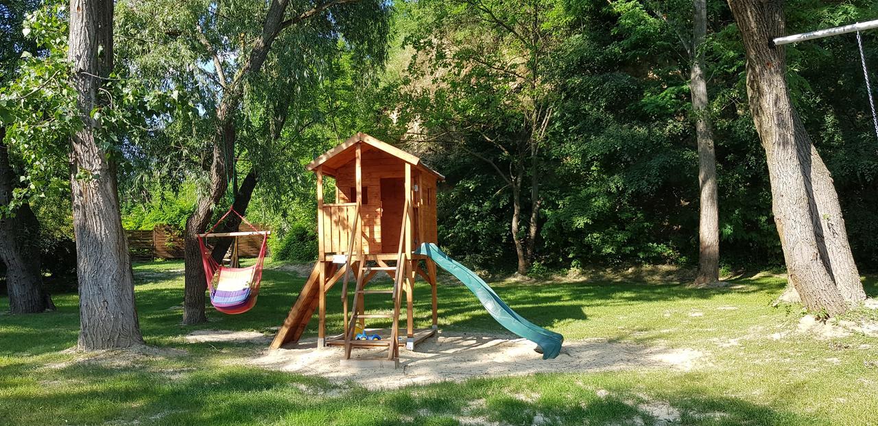 Kenese-Voelgye Villahotel Balatonkenese Eksteriør billede